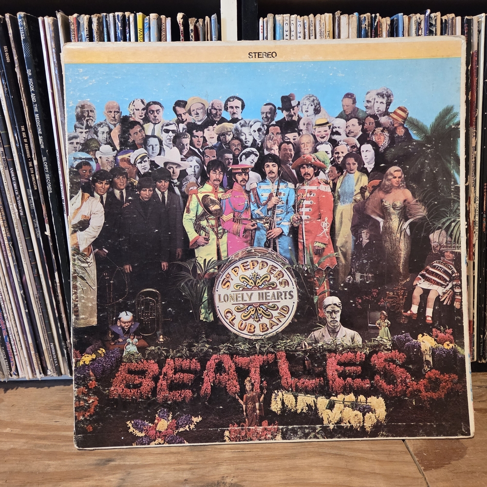 The Beatles - "Sgt. Pepper's Lonely Hearts Club Band" stereo vintage vinyl